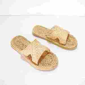 Jacinto de agua ecológico hecho a mano para zapatillas Diseño abierto elegante Sostenible Cómodo Reciclable de Vietnam - Product Image 1