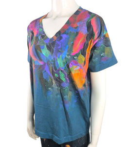 Camisetas de Mujer al por Mayor, Premium, 100% Algodón, Diseño Personalizado con Estampado Digital, Manga Corta, Cuello en V, Antibolitas, Transpirables - Product Image 4