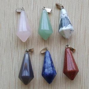 Pendentif vintage à fermoir, mélange de pierres, laiton plaqué argent, 25 à 35 mm, prix de gros - Product Image 1