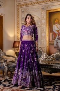 Royal Purple Mirror Work bordado Lehenga Choli Set Dupatta tradicional Navratri Festival Garba Ghaghra Outfit para invierno - Product Image 2
