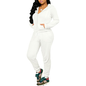 Ensemble 2 pièces personnalisé avec logo pour femme : sweat à capuche oversize et pantalon en molleton chaud en coton et polyester, taille plus - Product Image 1