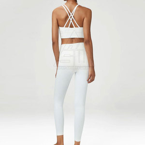 Conjunto de Yoga para mujer de diseño personalizado, reversible, sólido, de talla grande, de secado rápido, transpirable, ecológico, de alta calidad, 2 piezas, precio al por mayor - Product Image 2