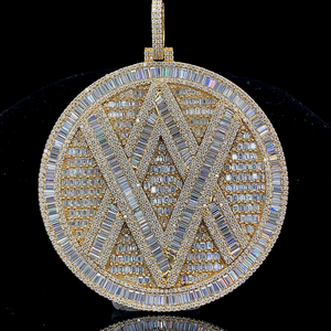 Iced Out Round & Baguette Cut Moissanite Diamant Pendentif Hip Hop Style Charme Pendentif Cadeau pour Homme Argent Sterling 925 - Product Image 4