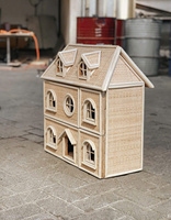 Maison de poupée en rotin. Jouet héritage fabriqué à la main pour jeu magique, maison de poupée en osier, maison d'enfants en rotin pour vente en gros, Vietnam
