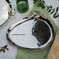 Assiettes de service élégantes en forme de bateau, simples, blanches, modernes, avec poignée en sangle, fournitures de fête, ensemble de vaisselle en métal pour la cuisine