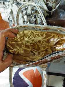 Bolso de Mano Personalizable de Cuero Vacuno con Correa de Hombro de Piel Auténtica, Duradero, Multifuncional, Hecho a Mano, Accesorio Nuevo y Moderno para Mujer - Product Image 5