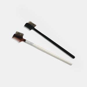 Herramienta de Belleza, Cepillo Peine BL para Extensiones de Pestañas Hecho de Plástico Resistente - Product Image 1