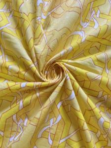 ผ้าฝ้ายพิมพ์ลายด้วยมือ ลายเรขาคณิตแบบอินเตอร์ล็อค สีเหลืองมัสตาร์ด - Product Image 3