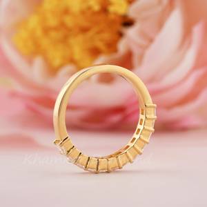 Anillo Clásico y Moderno de Eternidad con Diamante Cultivado en Laboratorio de Corte Princesa Único en Oro Amarillo para Chicas y Mujeres, Regalo de Boda Perfecto, IGI - Product Image 4