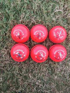 Kookaburra cuero de alta calidad cosido a mano 5.5onz bolas rosas Cricket deportes entrenamiento partido Cricket bolas cuero de alumbre - Product Image 6