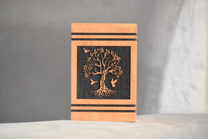 Urna de cremación de diseño de madera de árbol de la vida urnas de cremación de recuerdo conmemorativo grabadas para cenizas humanas - Product Image 2