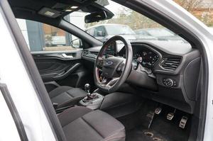 FORD FOCUS USADO CON VOLANTE A LA IZQUIERDA/DERECHA - Product Image 5