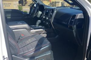 Ford Shelby F-150 SuperCrew 4x4 2018 Usada en Buen Estado, ~16100 Millas, 755 HP, Motor V8 Supercargado, Tracción en las Cuatro Ruedas - Product Image 5