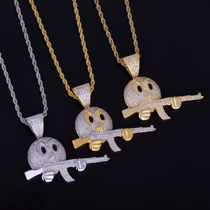 Dibujos animados enojados de moda con colgante de Hip Hop de pistola para regalo tachonado en diamantes de moissanita y plata de ley 925 - Product Image 1