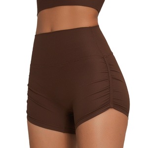 Pantalones cortos de yoga plisados laterales Pantalones cortos de motorista deportivos para correr Levantamiento de cadera elásticos Pantalones cortos de entrenamiento de verano para mujer personalizados con logotipo personalizado - Product Image 6