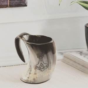 Taza para Beber de Cuerno de Búfalo Hecha a Mano para Cocina y Comedor, Taza de Agua Tradicional de Cuerno de Búfalo Natural con Acabado Artesanal - Product Image 1