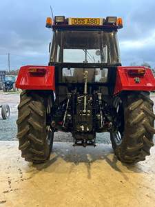 Tracteur agricole d'occasion CASE International 956 XL 90HP avec moteur et roulement - Product Image 3