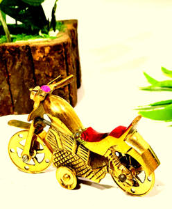 Pieza decorativa de bicicleta pequeña de latón de Venta caliente para decoración de oficina decoración del hogar y artículo de regalo. - Product Image 6