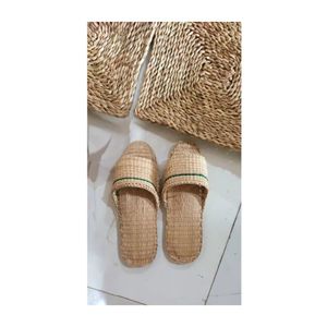 Pantoufles spéciales en jacinthe d'eau pour femmes à la mode jetables d'intérieur avec semelle intérieure légère en coton et paille pour le massage - Product Image 5