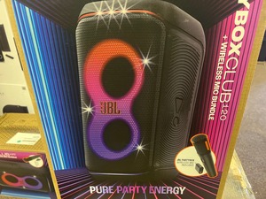 MEILLEURES VENTES PartyBox Club 120 Enceinte Portable de Fête Sans Fil Système à Deux Microphones RGB Entrée AUX Son Surround Étanche IPX8 Garantie 3 Ans - Product Image 3