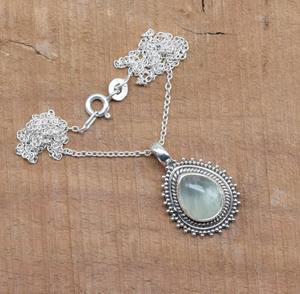 Joyería de piedras preciosas de Prehnita para mujer, colgante de estilo bohemio plateado, joyería de plata de ley 925, colgante hecho a mano de tendencia, Regalo para mamá - Product Image 3