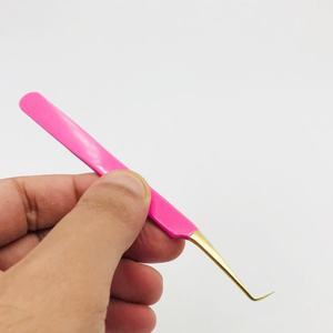 แหนบต่อขนตาปลอมพร้อมปลายแหลมแหนบปลายแหลมทำจากเหล็กสีชมพูโทนสีทองทนทานจับได้90องศา - Product Image 2