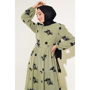 Vestido de gasa con patrón de flores bordadas verde almendra - Product Image 1
