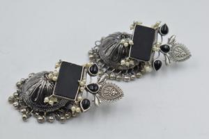 Boucles d'oreilles en pierre de laiton tendance, faites à la main, finition noire antique, pour filles et femmes, prix de gros - Product Image 5