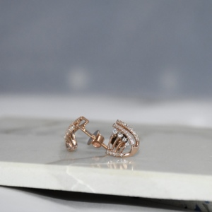 Boucles d'oreilles en diamant en or jaune véritable de luxe 18Kt 2g-2.6g Minimaliste IGI Certifié Brillant Cut Naturel Femmes Tous les jours VDS - Product Image 3
