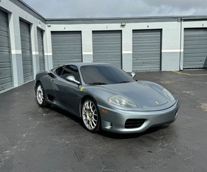 Ferrari 360 Modena d'occasion, excellent état, prêt à être expédié. - Product Image 1