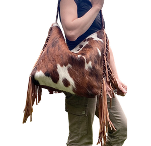 Bolso Hobo bohemio de piel de vaca de la India hecho a mano con textura de pelo Natural, estampado de animales, cierre de cremallera listo para viajar para todas las estaciones - Product Image 1