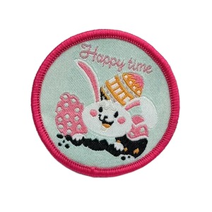 Badges personnalisés en tissu sergé pour sacs, vêtements, meilleur matériau, broderie à la machine en forme de cœur et de fleur, patchs à coudre, chapeau, vêtement - Product Image 3