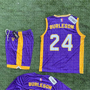 Maillot de basket-ball 2026 style uniforme – Couleurs personnalisées, motifs de bandes latérales, esprit scolaire, grande taille, injection directe - Product Image 6