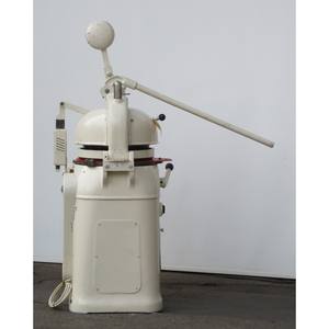 Divisora Redondeadora Semiautomática Fortuna 4-30 de 30 Partes, Usada en Excelentes Condiciones - Product Image 2