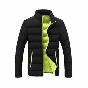 Chaqueta de Algodón Elegante y Moderna Diseñada para Mantenerte Abrigado Mientras Conservas la Comodidad Ideal para Deportes al Aire Libre y Salidas Invernales - Product Image 4