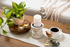 Bougeoir en bois de finition délavée blanche épaisse courte 5 pouces de bougeoirs debout de qualité supérieure de Noël - Product Image 3