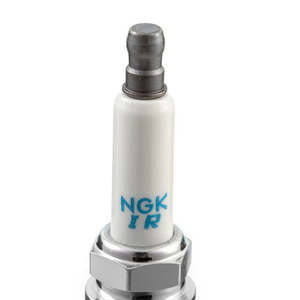 Bujía Original NGK de Alta Calidad 97153 IZFR6P7 Autorizada por NGK con Certificados para VW CADDY III Box (2KA, 2KH, 2CA, 2CH) - Product Image 3