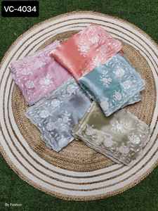 El Más Hermoso Sari de Seda Jimmi Cho para Fiestas y Festivales Indios con Bordado de Lentejuelas Dobles y Blusa - Product Image 6