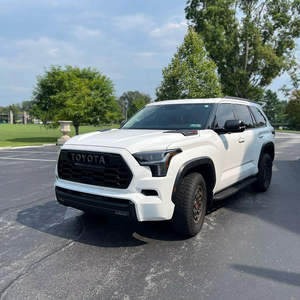 Toyota Sequoia T.R.D Pr0 d'occasion 2023 - Product Image 1