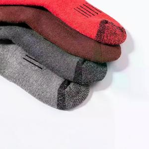 Meilleure Qualité Designer Coton Crew Chaussettes Hommes Mode Grip Formelle Bureau Costume Robe Compression Logo Imprimer Direct En Gros - Product Image 3