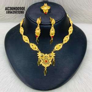 Conjunto de collar chapado en oro de nuevo diseño - Product Image 1