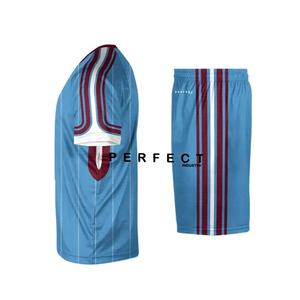 2023มืออาชีพแห้งเร็วระเหิดฟุตบอลทีมสวม/ฟุตบอลเครื่องแบบราคาถูกผู้ชายเสื้อฟุตบอลชุดที่มีโลโก้ที่กำหนดเอง - Product Image 4