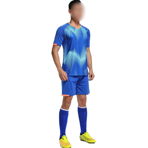Ropa Deportiva de Fútbol para Hombre, de Alta Calidad, Poliéster/Algodón, Manga Corta, Ligera, Duradera, Transpirable, Diseño Ajustado para Adultos - Product Image 3