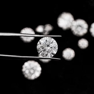 Diamante Cultivado en Laboratorio, Corte Brillante Redondo, de 4.2mm a 6.5mm, Piedra Suelta, CVD HPHT, Claridad VVS VS, Melee para la Elaboración de Joyería Fina Personalizada - Product Image 5