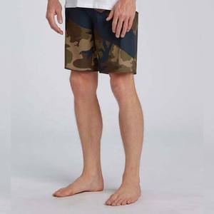 Shorts de sport pour hommes grande taille en toile de coton respirante, style urbain, avec logo personnalisé OEM et impression par sublimation - Product Image 5