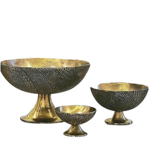 Soporte de aluminio Material de vidrio Diseño de forma de hoja de flor Tazón chapado en oro Tazón de comida de alta calidad para servir aperitivos - Product Image 3