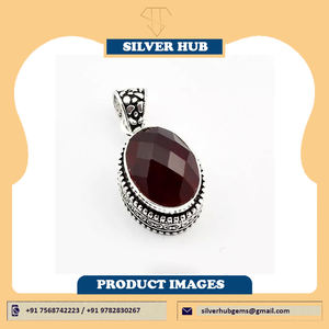 2025 nueva tendencia 925 plata esterlina forma ovalada granate rojo colgante hecho a mano joyería para mujeres hermosas en precio al por mayor - Product Image 4