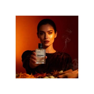 Set de Regalo de Perfume para Mujer Eastern Tale K-437 y U-12, 100 ml Líquido, Fragancia Floral Dulce de Larga Duración, Bruma de Lavanda, Volumen 25 ml - Product Image 3
