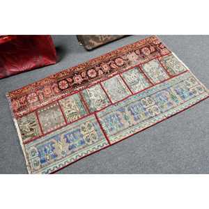 2.6x4.8 ft Vintage Turkish <b>Red</b> <b>Wool</b> Rug Patchwork Design Eco-Friendly Latex Backing - Product Image 2