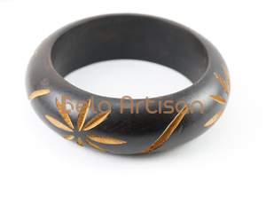 BELA ARTISAN Brazaletes Redondos Gruesos de Madera de Palisandro Hechos a Mano y Ecológicos, Talla 6, Estilo Kada, Joyería Moderna de Origen Ético - Product Image 2